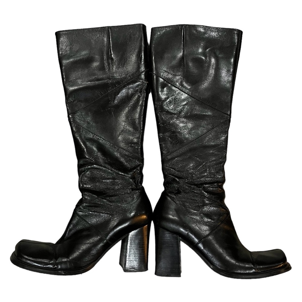 Soft Leather Triangle Patterned Boots